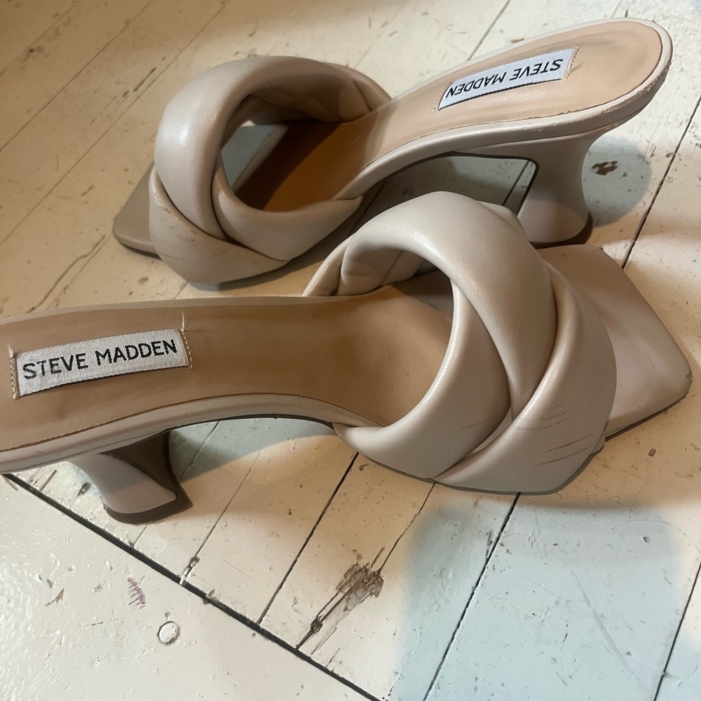 Steve Madden Women's Beige Heeled Mules